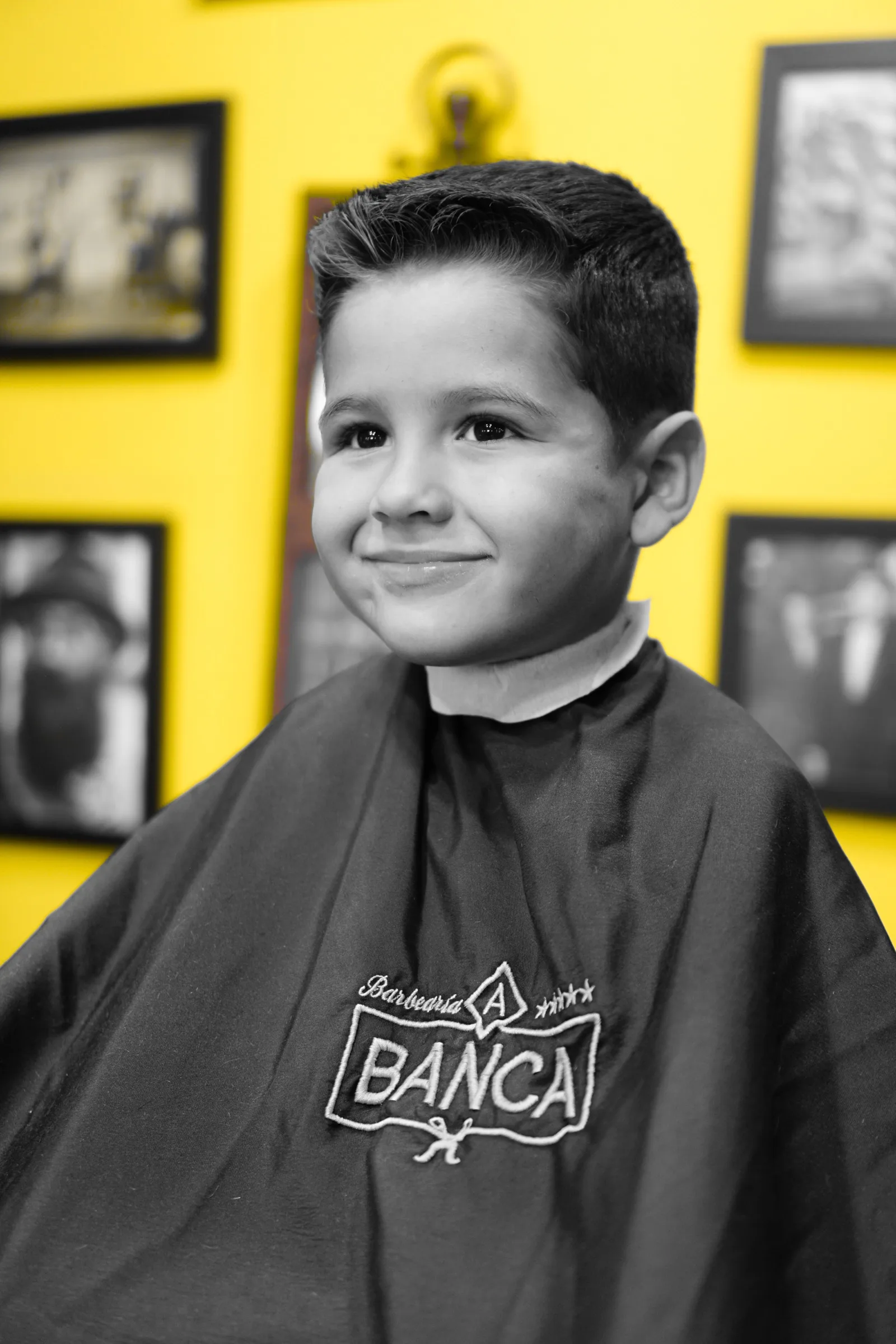 Corte infantil finalizado por profissional da A Banca