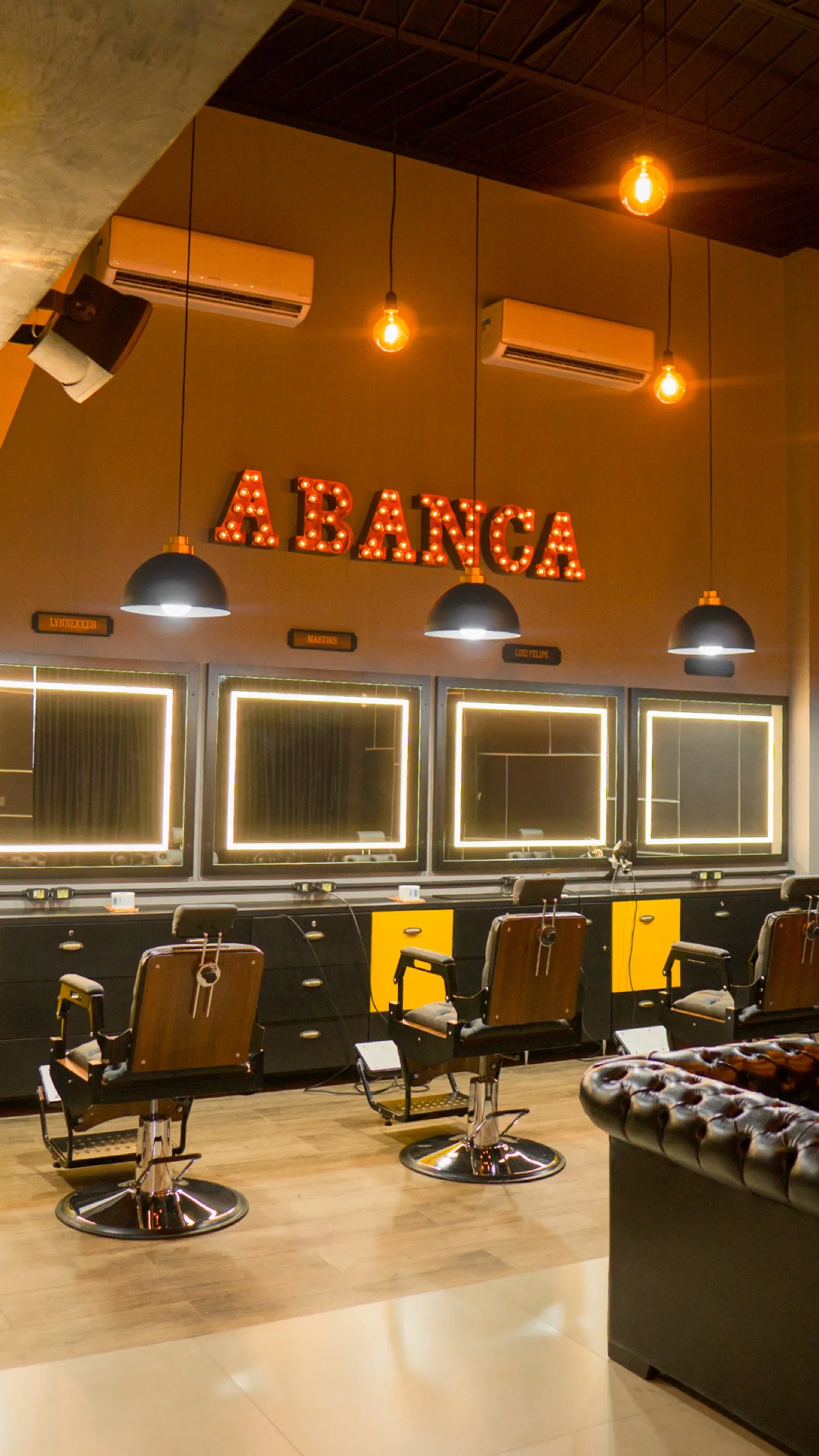 Interior da unidade Santa Fé Lounge da A Banca